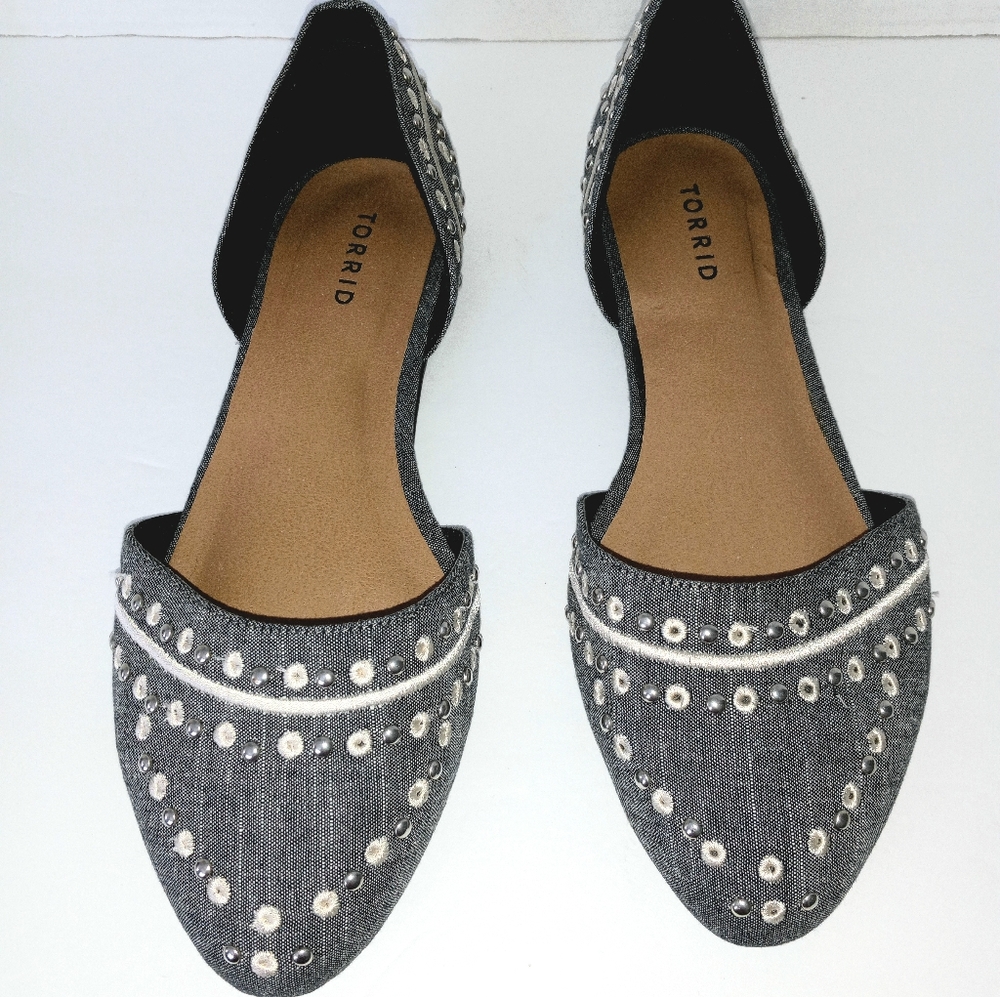 TORRID flats size 11W chambray  with studded detail - Picture 2 of 7